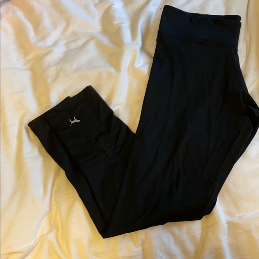 Black leggings